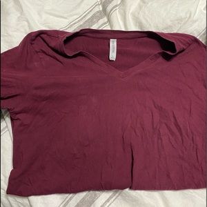 Maroon shirt sleeve v-neck